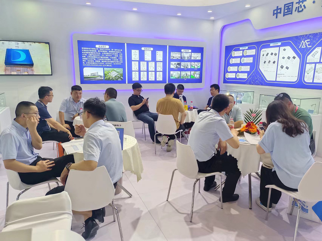 1689816107768047.jpg 01.jpg